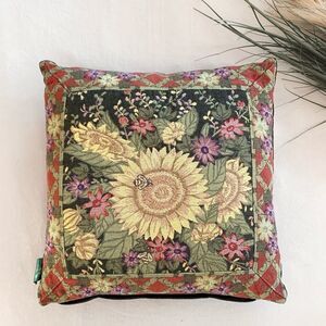 Decor De France Tapestry Throw Pillow